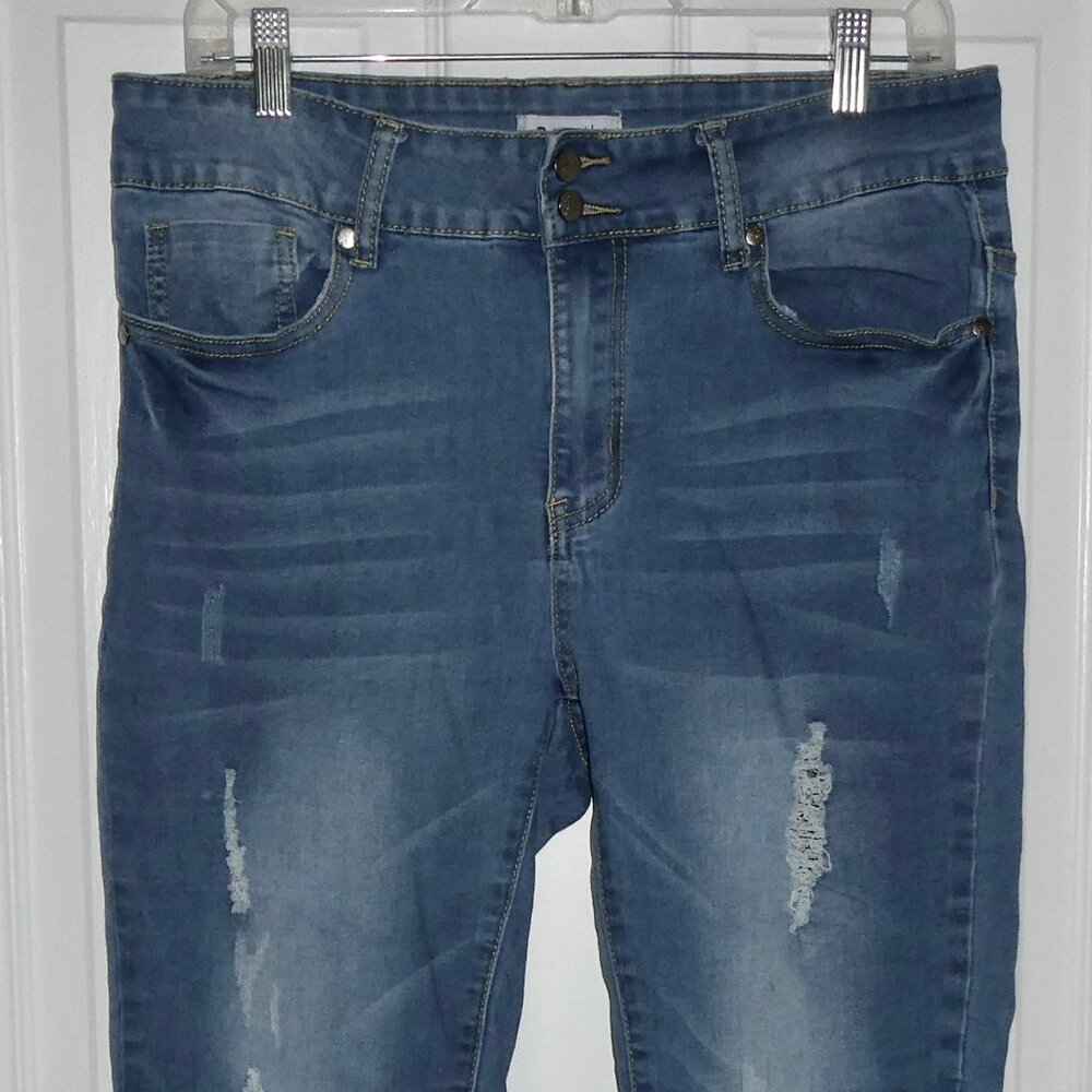 High-Rise Skinny Jeans in Faded Blue